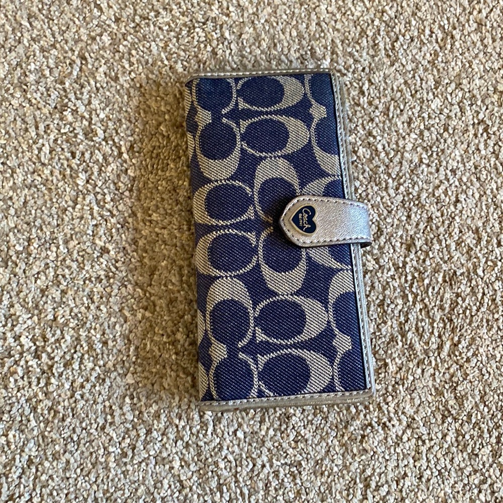 Coach wallet